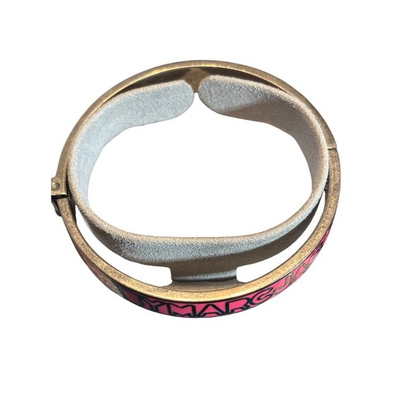 Marc By Marc Jacobs Pink Logo Enamel Hinged Bangle Bracelet Jewelry - Picture 5 of 9